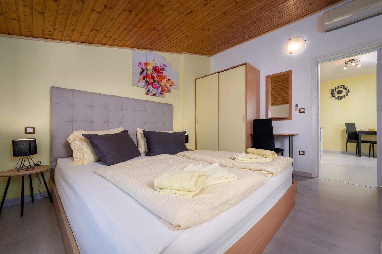 Apartments Miri Vrsar Eksteriør bilde