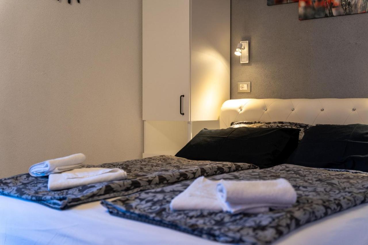 Apartments Miri Vrsar Eksteriør bilde