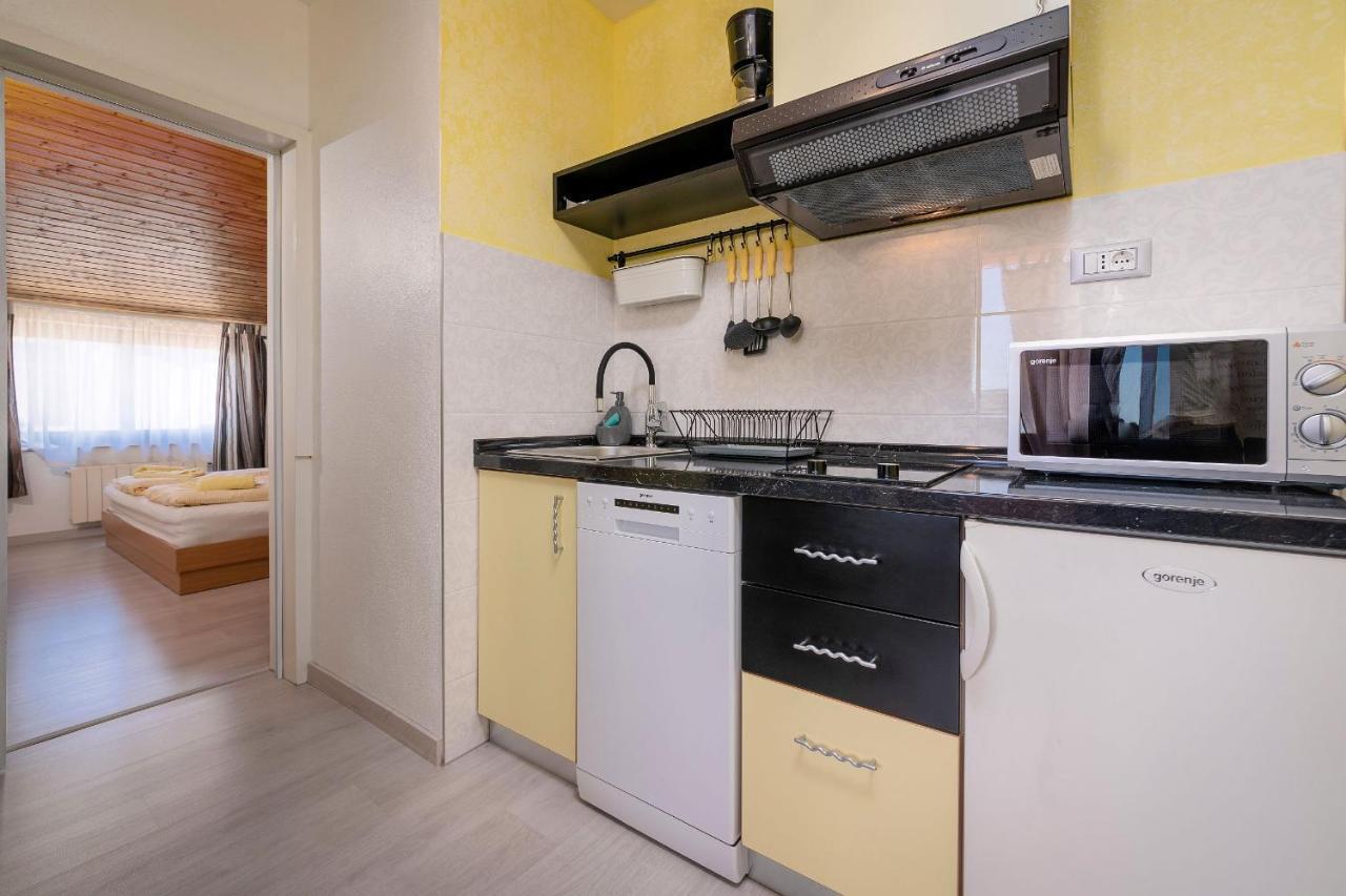Apartments Miri Vrsar Eksteriør bilde